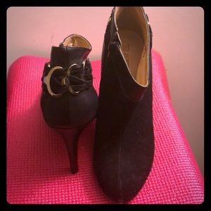 Just Fab Black Suede Ankle Boots